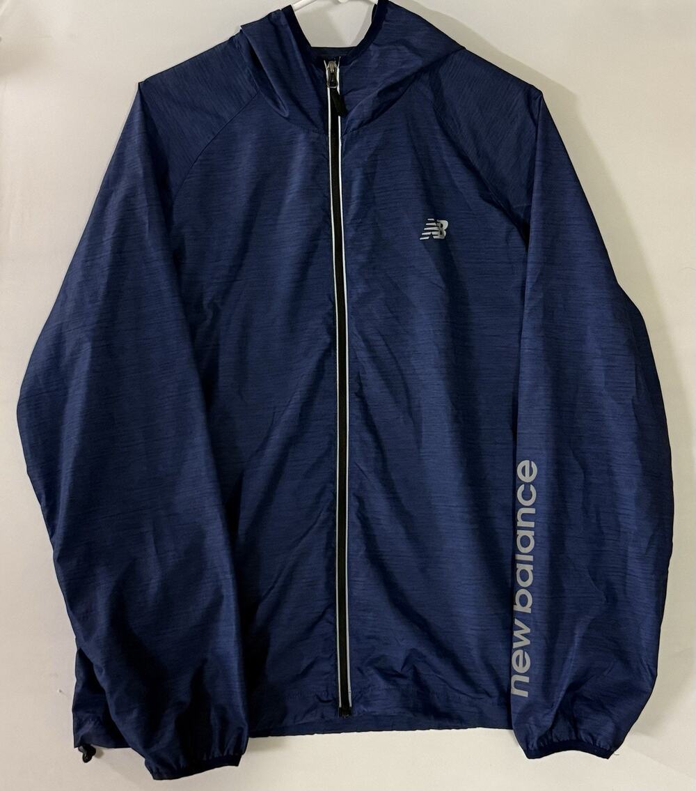 New Balance Men’s Navy Hooded Windbreaker Jacket Size M A130